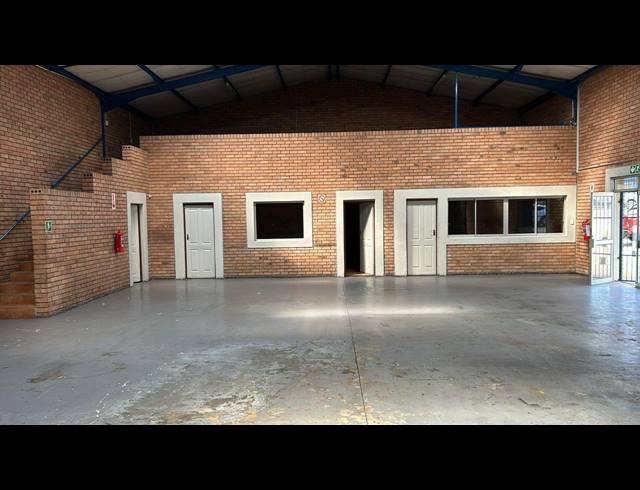 350M² WORKSHOP TO LET IN TRICHARDT
